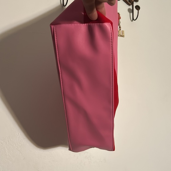 NWOT Juicy Couture Pink and Red Tote Love Velvet airplane travel overnight - Picture 7 of 7